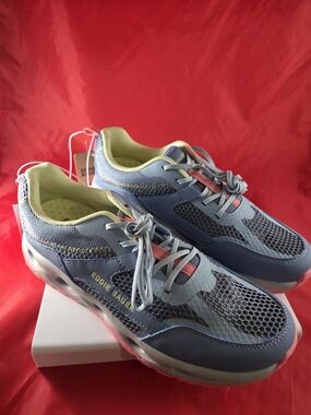 Eddie Bauer Blue Mesh Athletic Sneakers - Women's